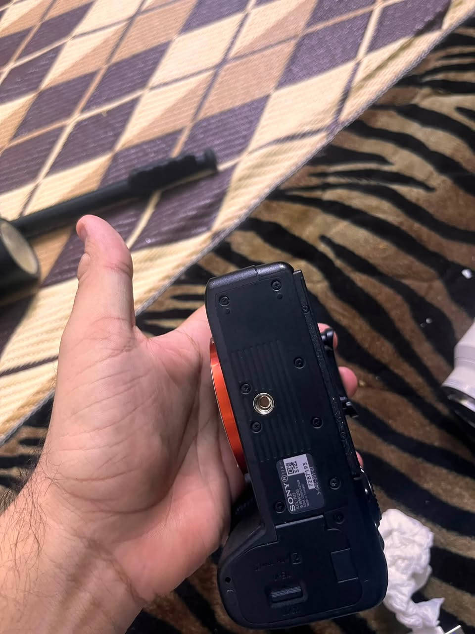 السلام عليكم كامره سوني a7lll
نظافتها 100‎%‎ شترها 6821 فقط 
سعرها مليون و250 قفل للاخير
***********
بغداد رحمانية الجعيفر قرب مركز الجعيفر
