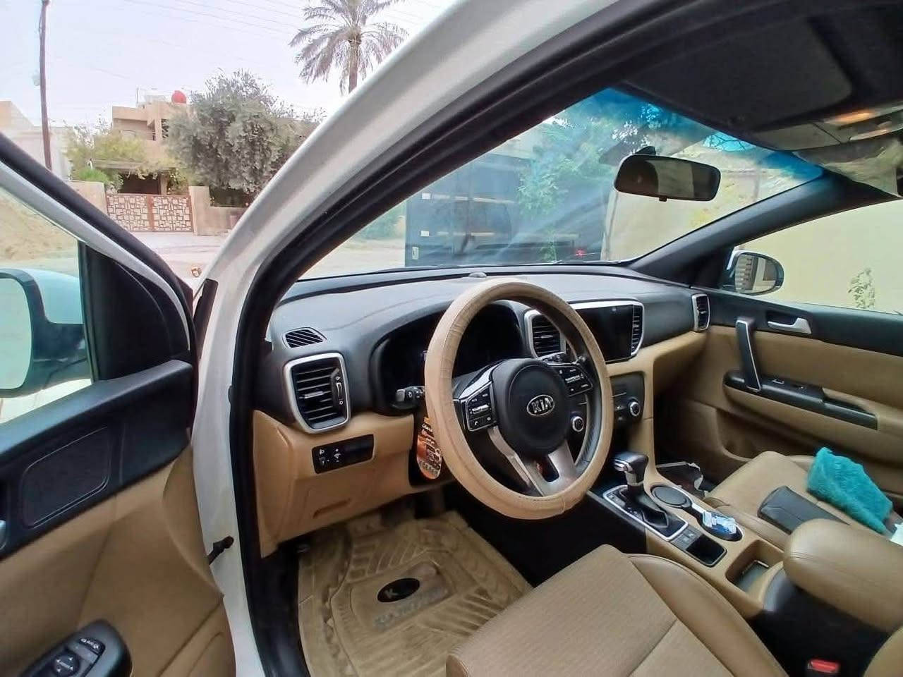 سلام عليكم كيا سبورتج للبيع موديل 20 خليجي كشن جلد حساس امامي خلفي يدات نيكل الامراية الجانبية شفط ماشية 82 جديدة عل وظع الشركة تراي الزيرو كير محرك كفالة وظع شركة مكفولة من كلشي ماعدا طختين بيه ترجع عل بارد بس ممسويهة مبقيه عل وظعة موظحة بلصور باسمي رقم الجديد بغداد هزة وسنوية جديدة وسعر مناسب بلعافية عل ياخذها مكاني الفلوجة . السعر 178 بيه مجال حك الجية. رقم الاتصال ***********
