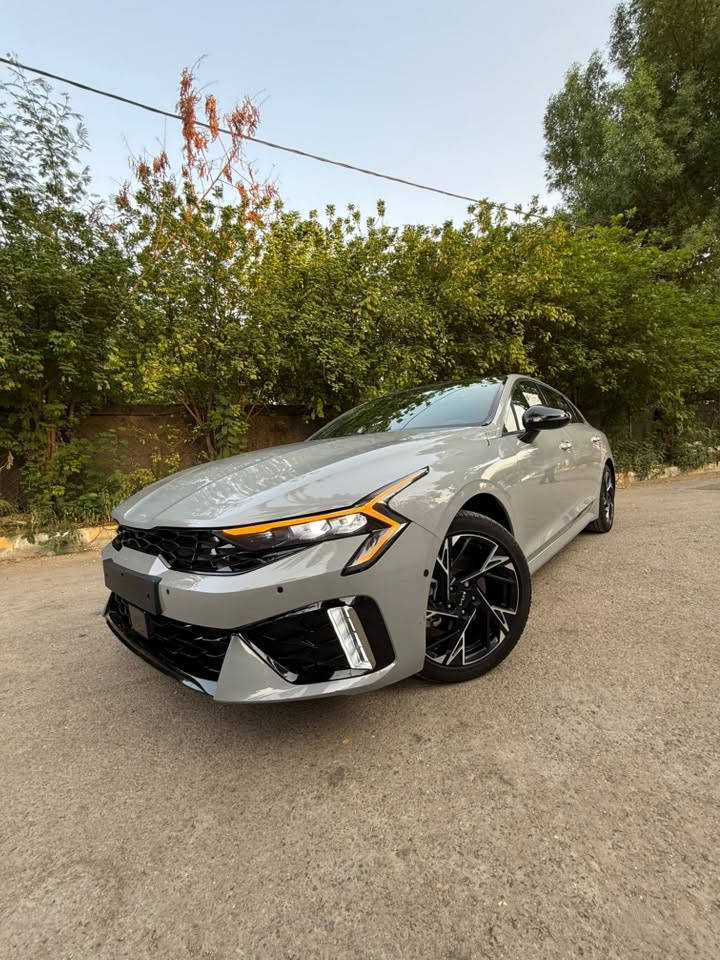 K5 2025
فول مواصفات الى اخر شي
داخل احمر مختوم جتي لاين
حساسات اماميه وخلفية
رادار امامي وخلفي
لايت زينون ٣ عدسات
لونها مات يخبل
gt-line فئة
رادارات جانبيه
هاندبريك كهرباء
مقاعد تدفئة
داخل جلد
كرسي كهرباء
تشغيل عن بعد شاشة متصلة
LED بك لايت
حادثه فقط بنيد
ايرباك دركة  رجع سستم
سياره تخبل وجديد كلش
محرك ٢٥٠٠ تنفس طبيعي
كير ٨ نمر
وضعيات قيادة
المواصفات المعروفه.                                                        السعر 180 وبيه مجال                                                   مرقمه شهداء بغداد 
رقمي ***********
