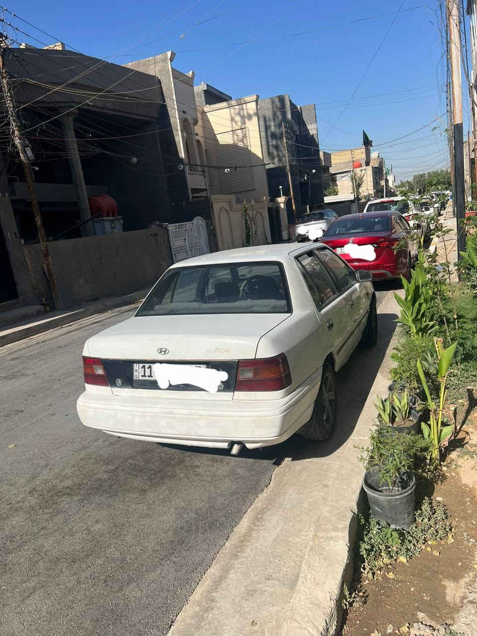 للبيع هيونداي أكسيل لون أبيض 1994 كير اوتوماتيك 
رقم بغداد هزه  وسنويه لحد 2031
🚗 السيارة شغالة وتمشي بصورة طبيعية
✅ المحرك بحالة جيدة
 ✅ الهيكل مرتب كما موضح بالصور. على وضع الشركه ما مصبوغه 
⚠️ المكيف لا يعمل (ما بيها تبريد)
⚠️ الكير بيه صفنة ويحتاج فحص أو تصليح
📄 أوراقها كاملة وجاهزة للنقل
سعرها 30 ورقه 
للاستفسار التواصل على الرقم: ( ***********)
*********** واتساب
