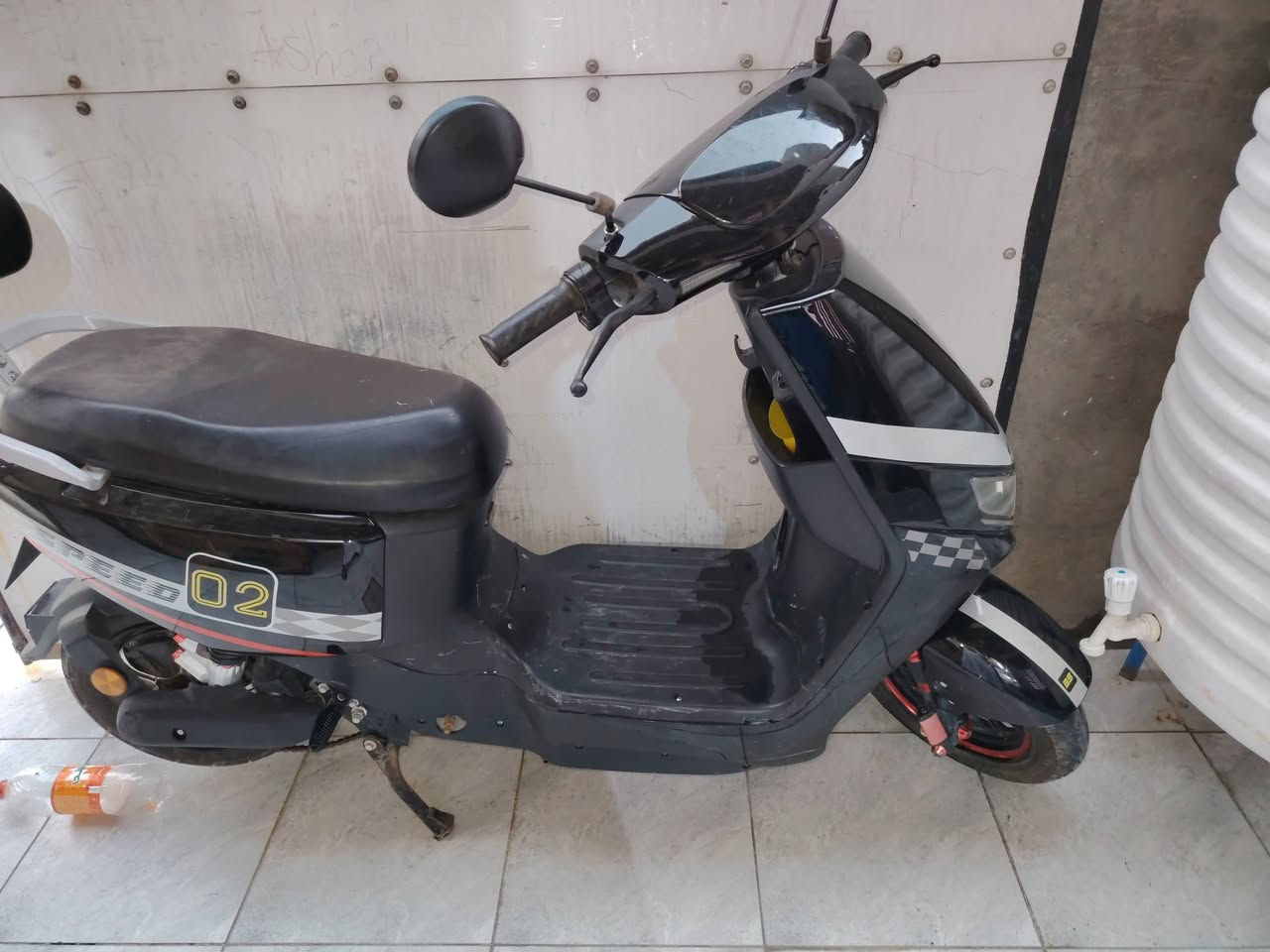 دراجة سكنز شحن للبيع اخت الجديد كهربائيات وبطاريات جدد نضافه فول بصمه تايرات جدد ابيع عل فحص السعر 700وبيه مجال للستفسار الاتصال على الرقم *********** العنوان بعقوبه التحرير
