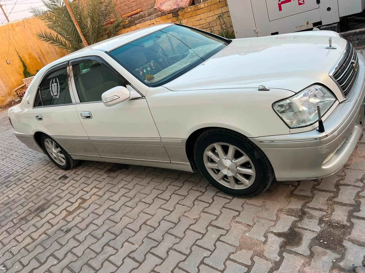 ملكه دكمتين كفاله عامه من الكص والضربه والصبغ 
مداور باسمك سنويه ل29 تبريد كير مكينه تخم تاير كله جديد 
مكينه 2400 ديفور الزغير شاصي 71 سياره احله من الصور 
السعر $115 ***********

