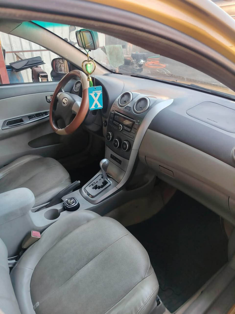 سلام عليكم بي وايدي byd 2016 رقم بغداد ب اسمي شرط المداور سيارة مال بيت وماشتغل بيها ادامة كاملة مكينة كير مكفولات رقم تلفون *********** حلة, بابل
