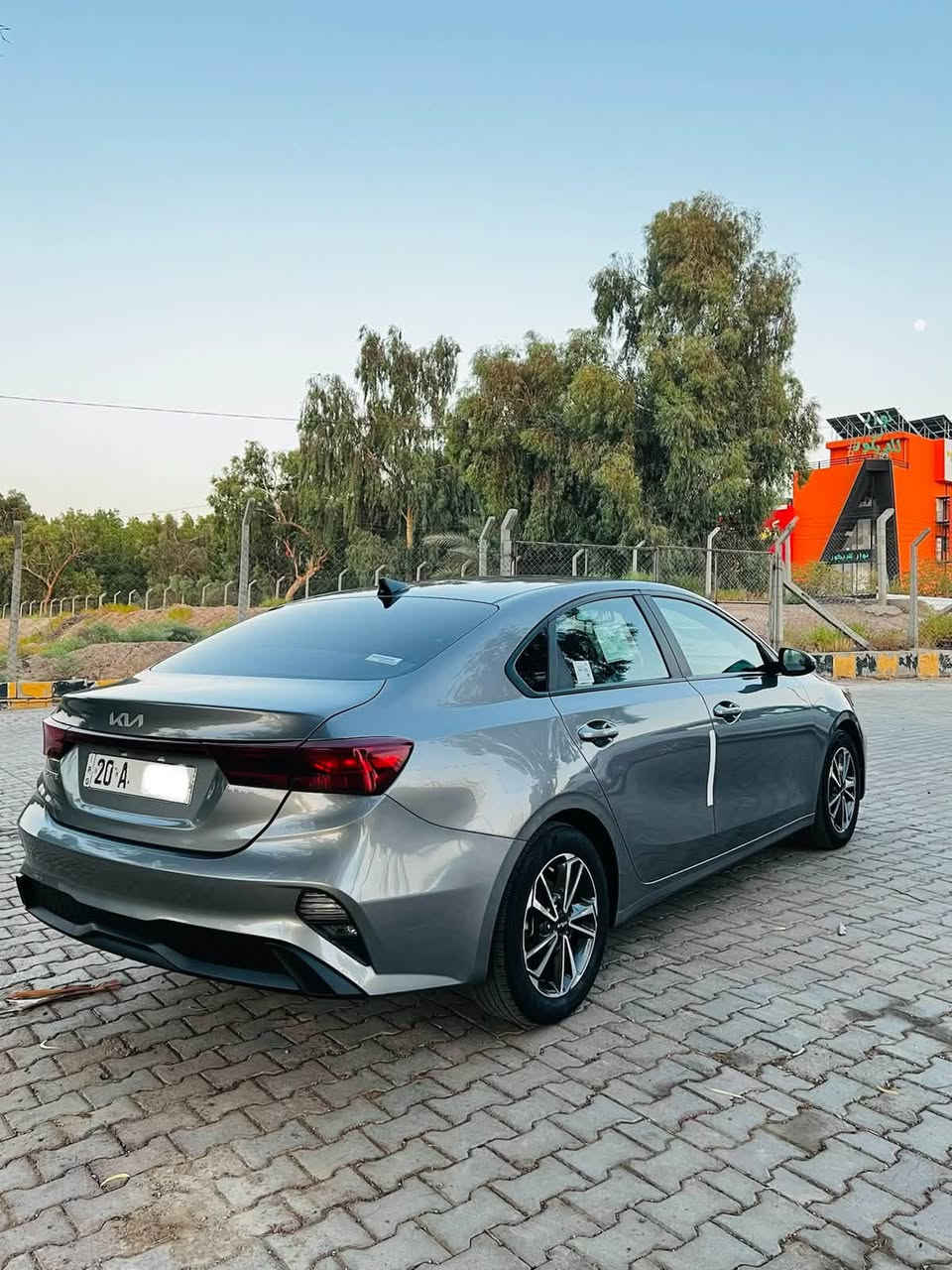 ياالله
سلام عليكم البيع 

فورتي 2023

وارد أمريكي حادث سياره جاملغ مبدل قطعتين كلير

رقم ديالى انكليزي 

محرك 2000 دوش

مواصفات 

ردرات شاشة جبيره
ويل كب ١٧

باقي مواصفات المعروف 

العنوان ديالى بعقوبة 

الرقم ***********

السعر 129ورقه من الاخير
‏￼
