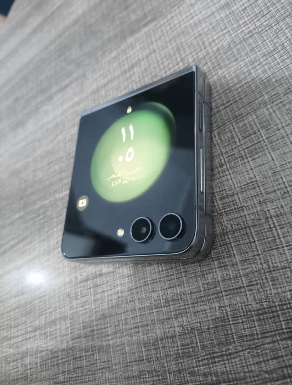 Z Flip 5
للاستفسار/***********
