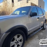 فورد اكسبلورر • ٢٠٠٤ • ٧ راكب