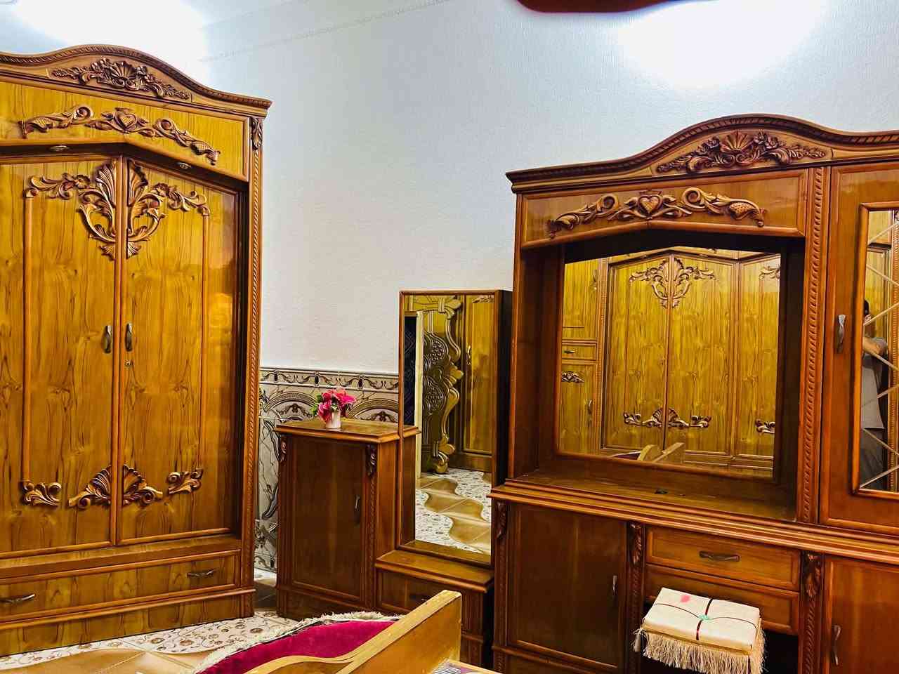 سلام عليكم يوجد غرفه نوم ملكي مستخدم شي قليل السعر مليون 800وبي مجال العنوان الرمانه الحويجه الاستفسار***********
