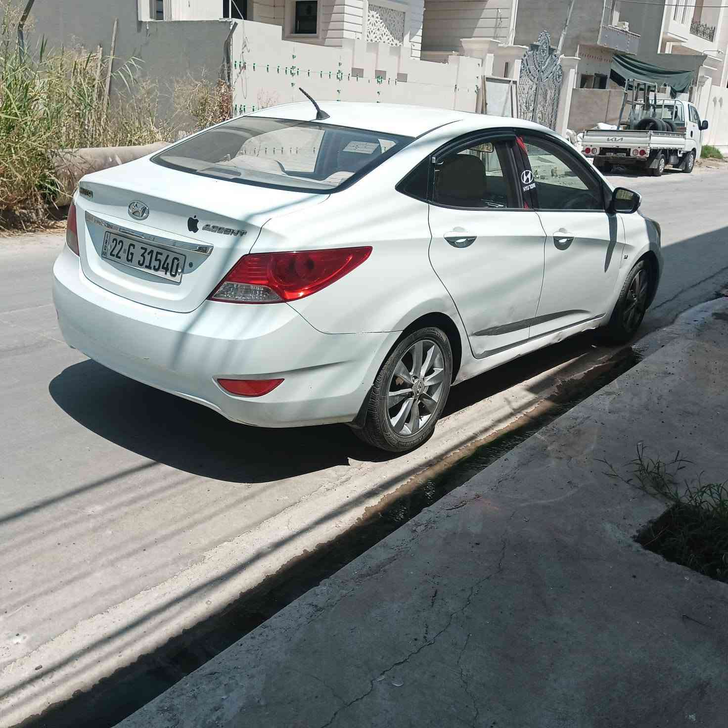اكسنت للبيع موديل ٢٠١٢ فول موصفات
سياره رقم اربيل ب اسمي 
سياره ما ناقصها شي كامله عنوان الموصل 
سياره ما بيها صبغ فقط ملاحظات بارد كم قطعه 
سعر ٩٧ بي مجال 
***********
