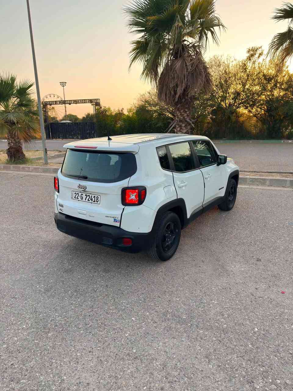السلام عليكم👋🏻
جيب رنكيد 2020‼️
لون ابيض ❗️
مواصفات معروفه ❗️
شاشه وسط❗️
تحكمات ستيرن❗️
تشغيل عن بعد❗️

رقم اربيل انكليزي جديد بأسمي وكاله او تحويل✅
 
تخم تاير جديد✅
حداديه جديده ✅
السياره ما بيها مصروف كلشي بي جديد
السياره حادثها صفحة السائق بدون دواخل
ماشية 67 الف ميل

💵السعر123 $ وبيها مجال قليل 

الشراي يتصل ويتدلل
‭***********
📍مكاني _ كركوك كركوك, العراق
