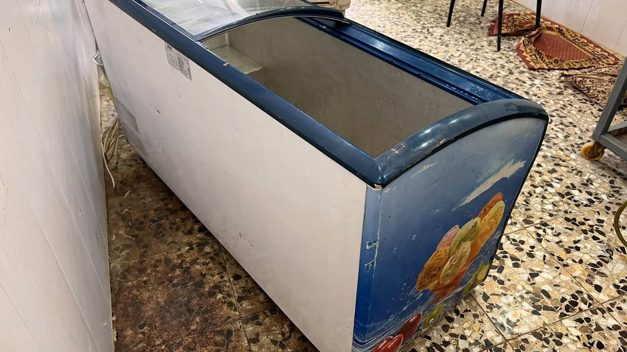 مجمدة • نضيفه • استعمال قليل