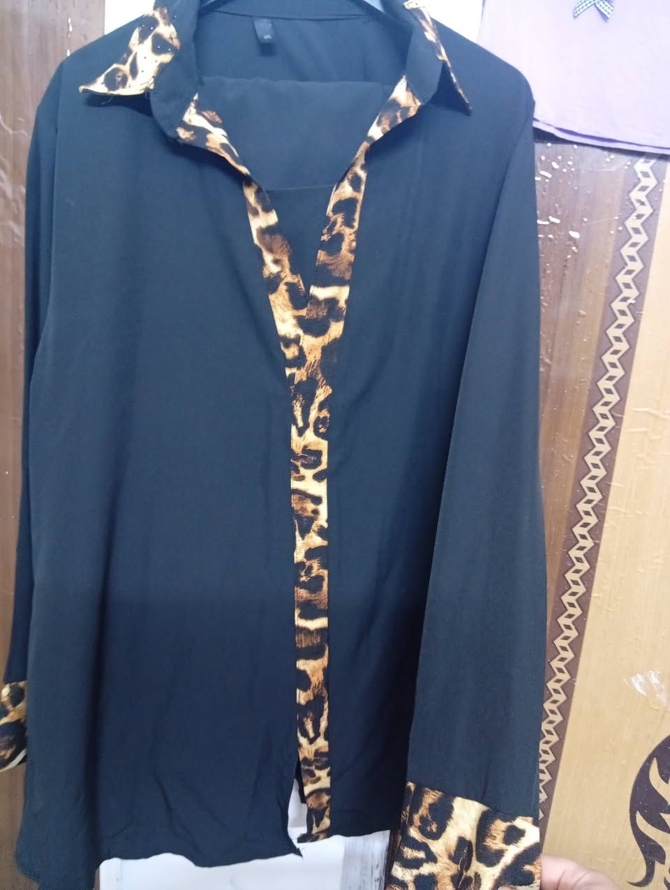 ملابس نسائيه قياس خاص منه جديد ومنه ملبوس مره او مرتين أسعاره مناسبه ‏‪***********‬‏ تواصل واتساب
