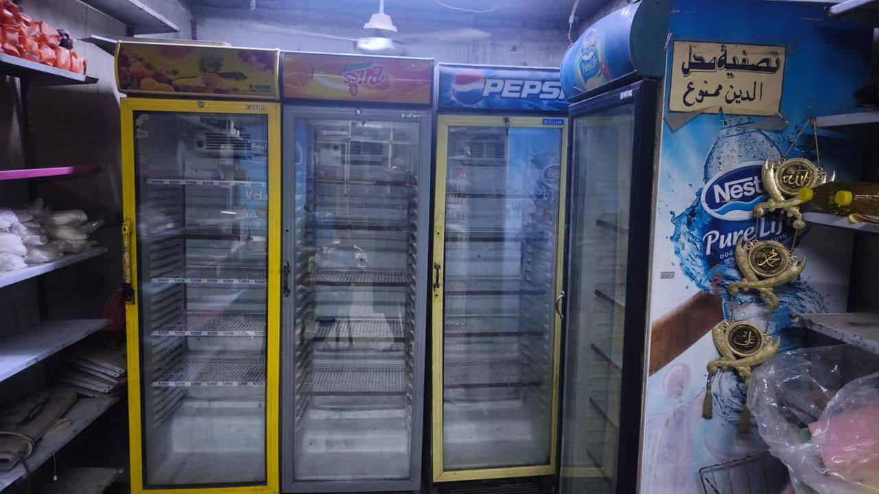 للبيع برادات ***********
