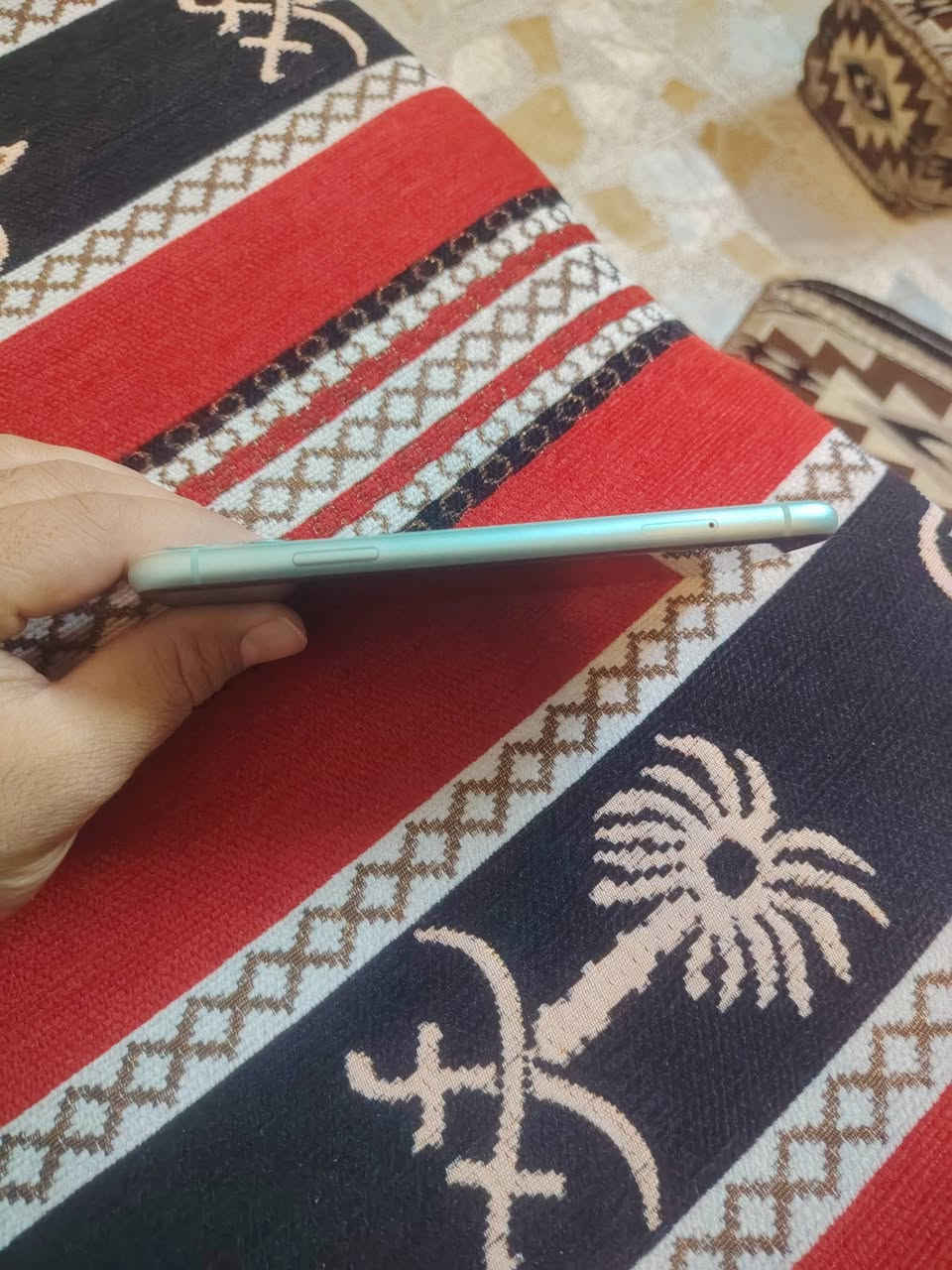 ايفون ١١ • ذاكره ١٢٨ • بطاريه ٧٦٪
