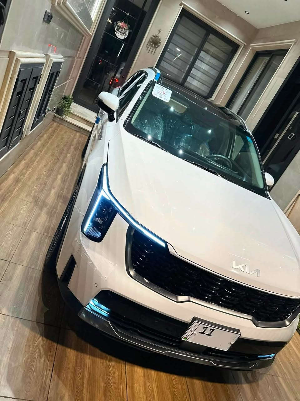 كيا سورنتو 2025 فول اربع كاميرات بانوراما / ماشيه 3000 بعدها زيرو ضمان الشركة الدولية 
السعر: 330 ورقة فقط
رقم بغداد | العنوان: بغداد – السيدية
للاستفسار: ***********
المواصفات 
• محرك 6 سلندر
• وارد خليجي الشركة الدولية داخل الضمان 
•كاميرات عدد 4 محيطية تتقدم وترجع بريمونت
• سقف بانوراما
• صندوق خلفي كهربائي
• مقاعد كهربائية
• شاشة إلكترونية كبيرة متصلة
• Head-Up Display (داتا شو)
• تشغيل بصمة
• دخول ذكي بدون مفتاح
• كاميرا خلفية
• رادارات ٣٦٠ 
• شاشة وسطية كبيرة ونظام معلومات متطور
• عداد إلكتروني بالكامل
• إضاءة محيطية Ambient Light متغيرة
• ويلات كروم
• ستائر جانبية
• تحكم بالمقود
• تحكم كهربائي بالمرايا
• حساسات اصطفاف
• مثبت سرعة
• تحكم بالمناخ والتكييف
• أنظمة أمان ومساعدة للسائق
• مقاعد مريحة وتشطيبات داخلية فخمة
• مساحة داخلية واسعة ومناسبة للعائلة
• مواصفات خليجية مناسبة لأجواء العراق
