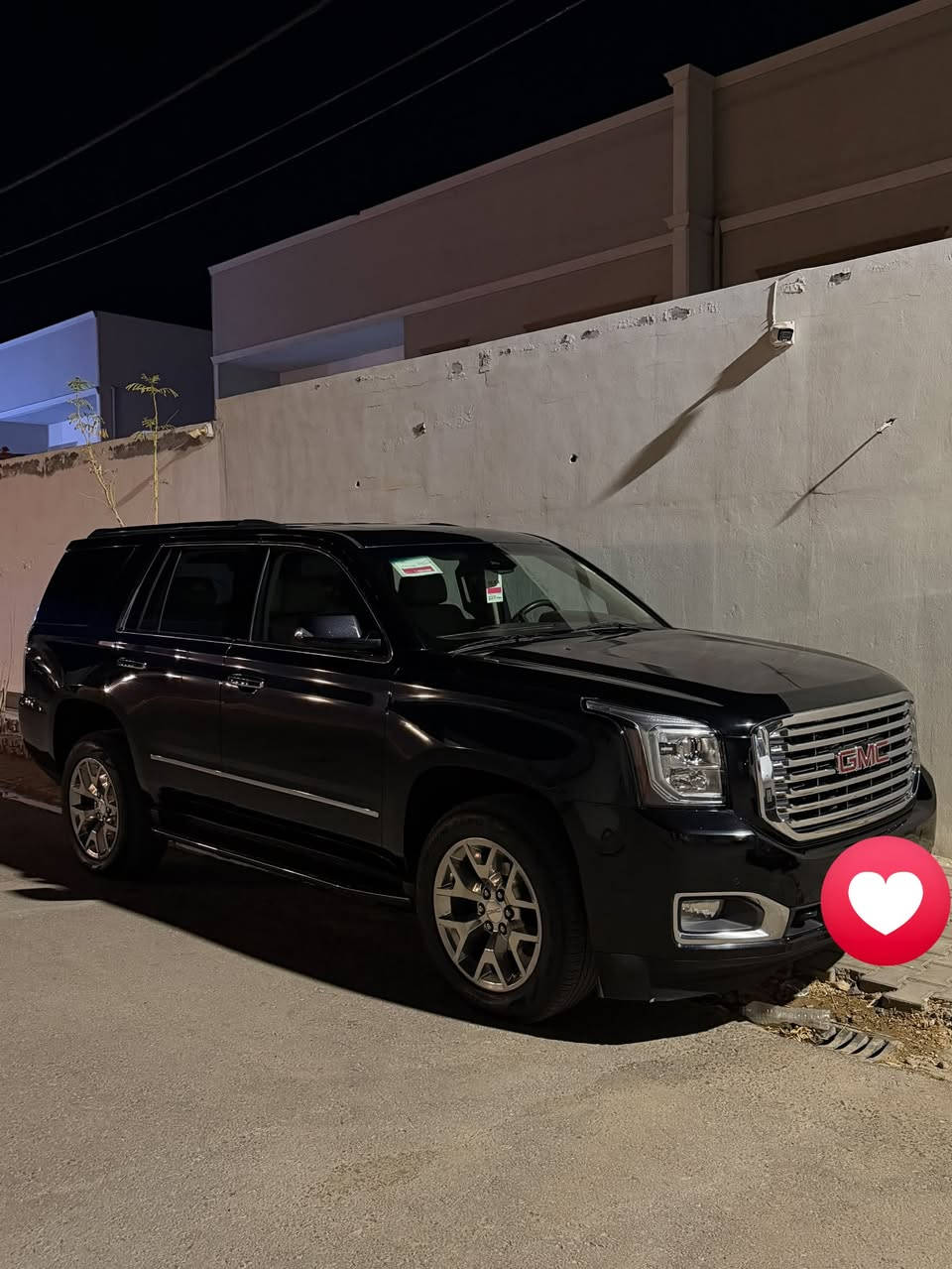 GMC SLT 2020 خليجي
ماشية 128 الف km

V8 5300 
* مقاعد أمامية تدفئة وتبريد
* مقاعد كهربائية وذاكرة
* فتحة سقف كهربائية
* شاشة قاصة 
* نظام Bose
* مكيف مناخين
* حساس امامي خلفي
* 4×4  فورويل مع أوضاع قيادة
* ويل كروم 20
* جنطة كهرباء 
* تشغيل عن بُعد
* لايتات وجام لايت جدد بلاديات
* اشارات بالمري وشفط ونقطة عمياء
صبغ دعامية الامامية فقط وبيهة كم مكان بارد 
رقم بغداد انكليزي ب اسمي
مكاني نجف ***********
السعر 365 ً
