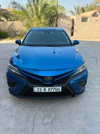 للبيع تيوتا كامري 2020 se رقم اربيل بأسمي  هزة وبراد جديدة سنوية جديدة...
