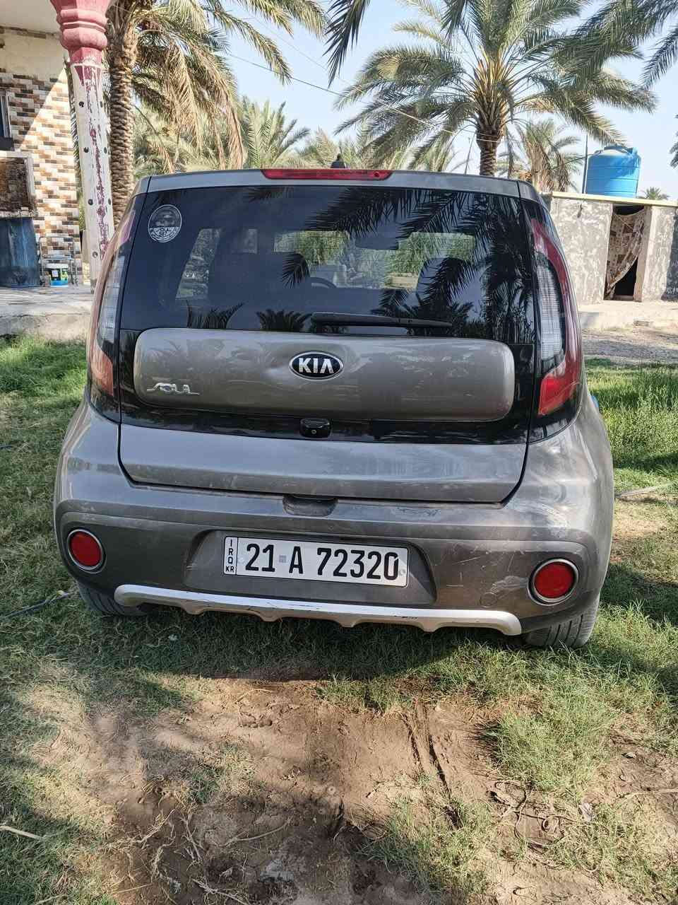 كيا صول امريكي موديل 18 مكينه 2000 جي دي مكفول مكينه كير حداديه تبريد ثلج ‏‪***********‬‏
مواصفات السيارة 
فول تحكم ستيرن كامل 
نظام سبورت قياده ذاتيه 
نظام تقليل صرف الوقود 
شاشه كبيره مثبت سرعة 
كاميرا خلفيه 
رقم سليمانيه بأسمي شخصيا سنويه لل 31 
السياره جاهزة من جميع النواحي تجي تكلب وتقتنع 
تخم تاير جديد وتبريد ثلج 
داخل شركه السياره الف متخلي عليها 
ادامه كامله من بلكات وفيت بم ونوزلات 
وحمام داخلي وخارجي 
ماشيه 100 💯 الف كم 
مكان السياره بابل مشروع المسيب 
السعر 98 وبيها شويه مجال 
 ***********
