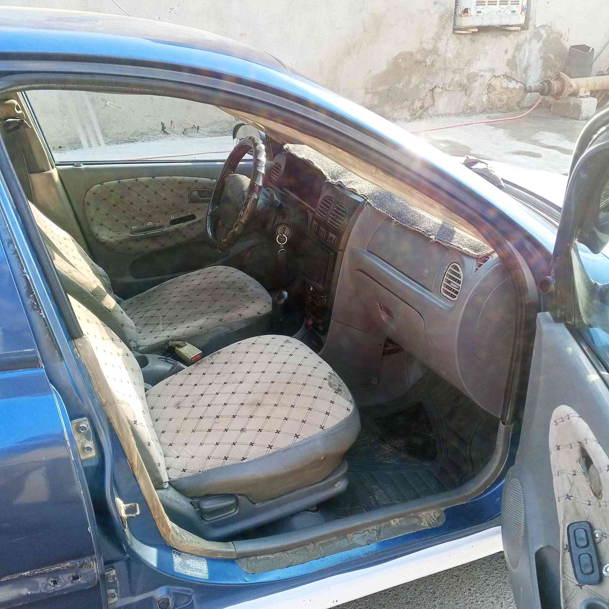 السلام عليكم للبيع كيا ريو 2001 كير اوتوماتيك مكينه 1600 رقم بغداد انكليزي مسبوغه جماليه ما عده القماره مامسبوغه دوشمه جديد داخل جديد مكينه لا بخار ولا تنقيص تخم تاير شرط التحويل  السعر 36 وبيهه مجال  للشراي مكان بغداد بوب الشام هاتف ***********  حياك  الله وتدلل
