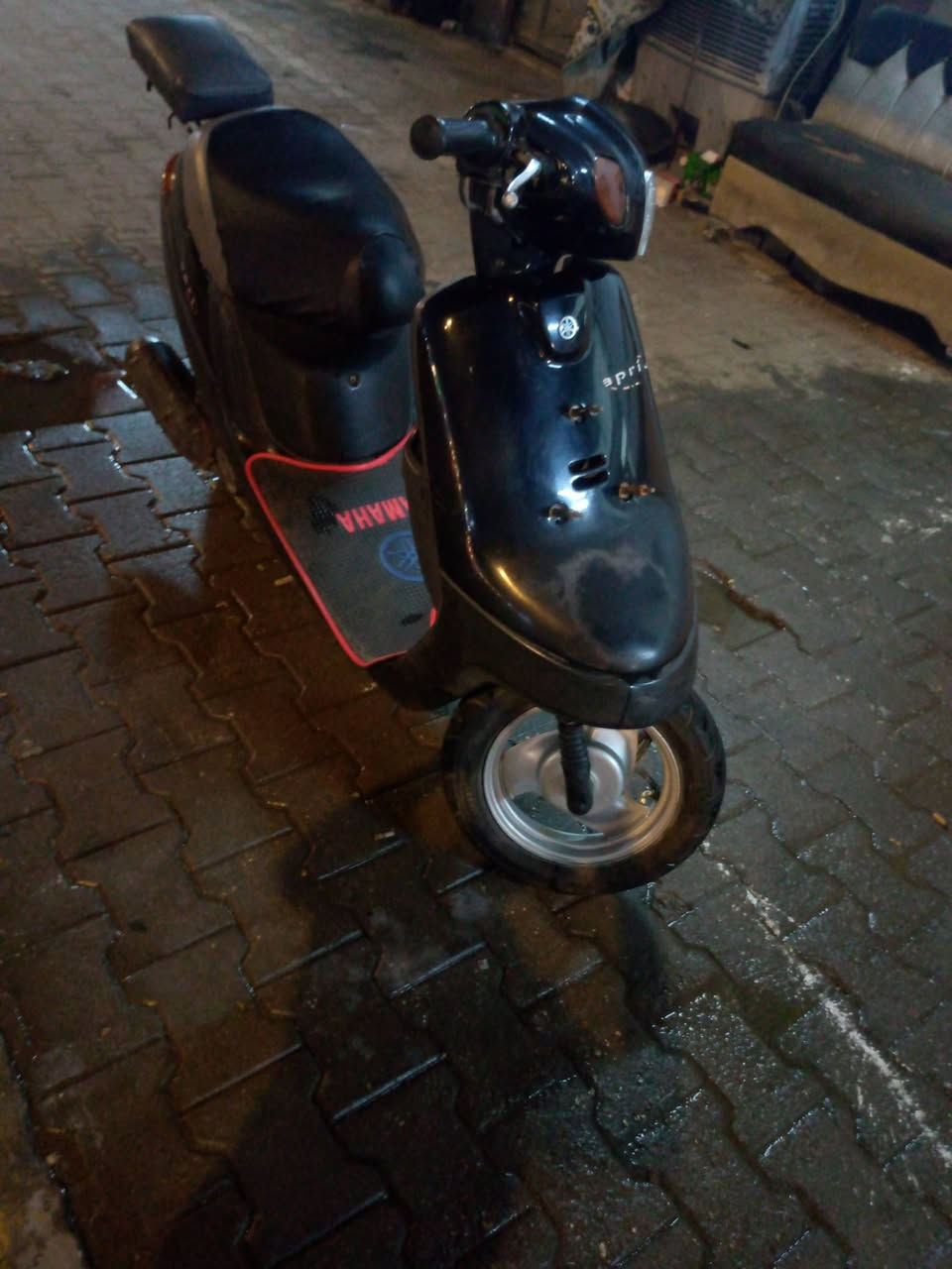 سلام عليكم درجة بطه موديل2003 مكفوله كفاله عامه من اي عطل مثل ما موضح بل صور كلشي ابلادي سلف هندر اشاير كهربائيات كله شغال  بس مفتوحه مره واحده وتجي وشوف السعر 375 المكان كربلاء استفسار خاص ***********
