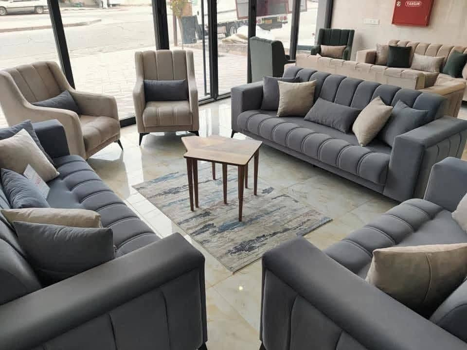 🛋️ تشكيلة قنفات فخمة وبأسعار تناسب الجميع ✨
إذا تدور على الراحة والأناقة، وصلت للمكان الصح!
✔️ تصاميم عصرية وكلاسيكية
✔️ خامات ممتازة وجودة مضمونة
✔️ ألوان ومقاسات متنوعة تناسب كل بيت
✔️ أسعار منافسة 

📍 للحجز أو الاستفسار راسلنا على الخاص. ***********
🚚 التوصيل متوفر حسب المنطقة.

خلّي بيتك أجمل بقنفة تجمع بين الفخامة والراحة. أهلاً وسهلاً بكم
