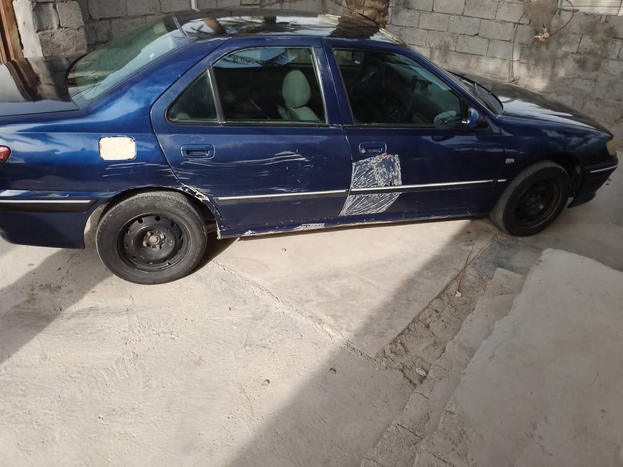 للبيع بيجو 406 فرنسي رقم بغداد موديل 2001 محرك تبريد كير ك كهربائيات كلها فول سعر 35 بيها مجال ***********
