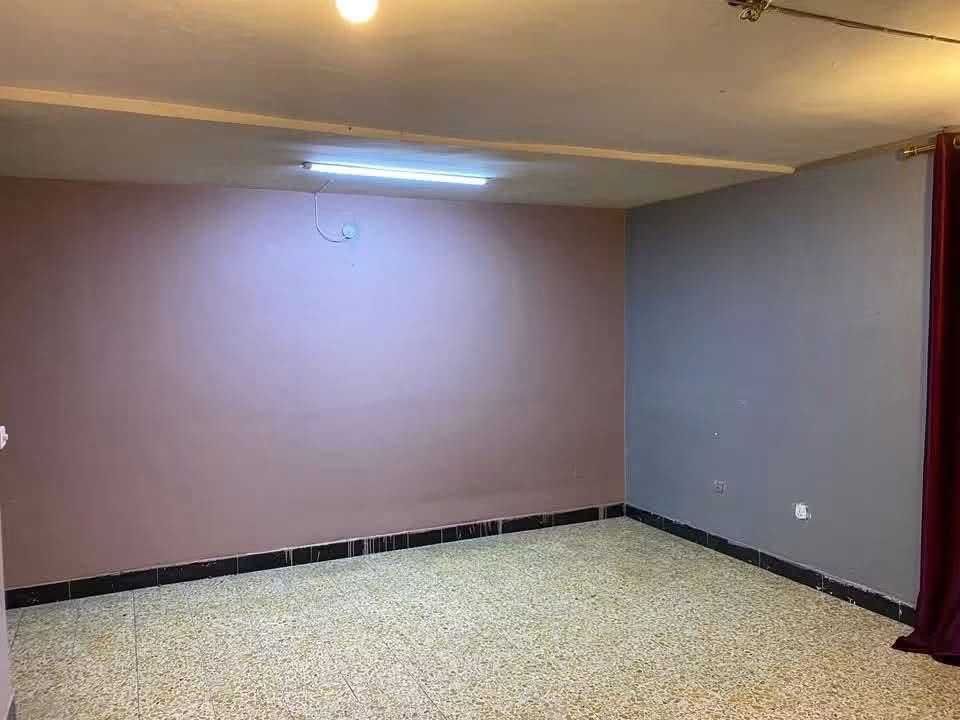 للايجار في السيديه

مشتمل للايجار في السيديه 

طابق اول باب خارجي مفصول 

غرفة نوم واحدة 

مطبخ مفتوح على الصالة 

انارة كاملة

مروحة سقفية

سنك

سخان 

ساحبة مطبخ

كلة شغال وموجود

حتى تاسيس ماي الغسالة

السعر 500قفل 

للاستفسار-***********

مكتب الاقتصادين تطوير العقاري
