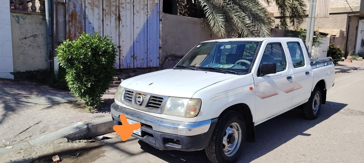 سلام عليكم سياره نيسان موديل 2005سياره بسمي رقم ميسان  انكليزي  سنويه 2027مكفوله كفاله عامه تبريد ثلج  مكان السياره البصره المدينه رقم الهاتف ***********
