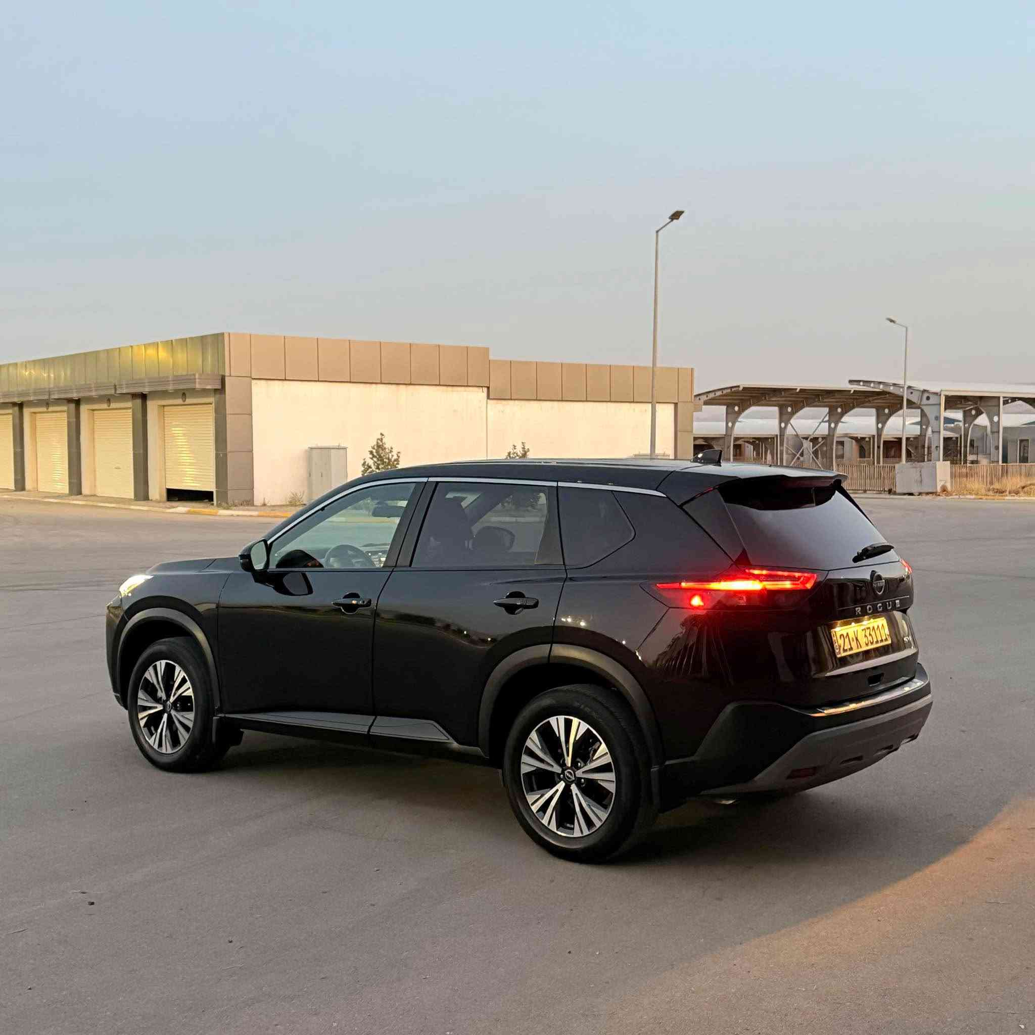 *********** 
نیسان رۆگ  2022
موەسەفات SV
28 رۆشتوە
تەنها بۆنیتی بۆیاخە
نرخی :
١٣٠ گەڵا و مەمامەلەیەکی کەم السليمانية, العراق
