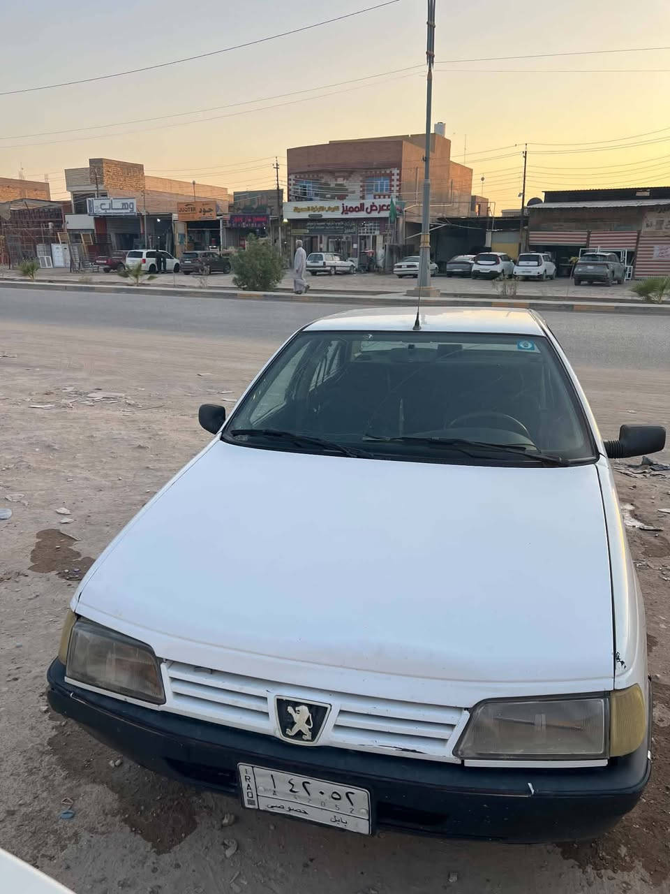سلام عليكم بيجو رواء ٢٠٠٧ ابيضّ ألون خصوصي رقم بابل كير ومحرك خير من الله عينه وصنيه جديد نضافه الكشر مثل مشوف لا ضربه ولا صبغ مكان السياره حله / بابل 
السعر ٢٥$ وبيه مجال بسيط 
الاستفسار ع رقم 
***********

