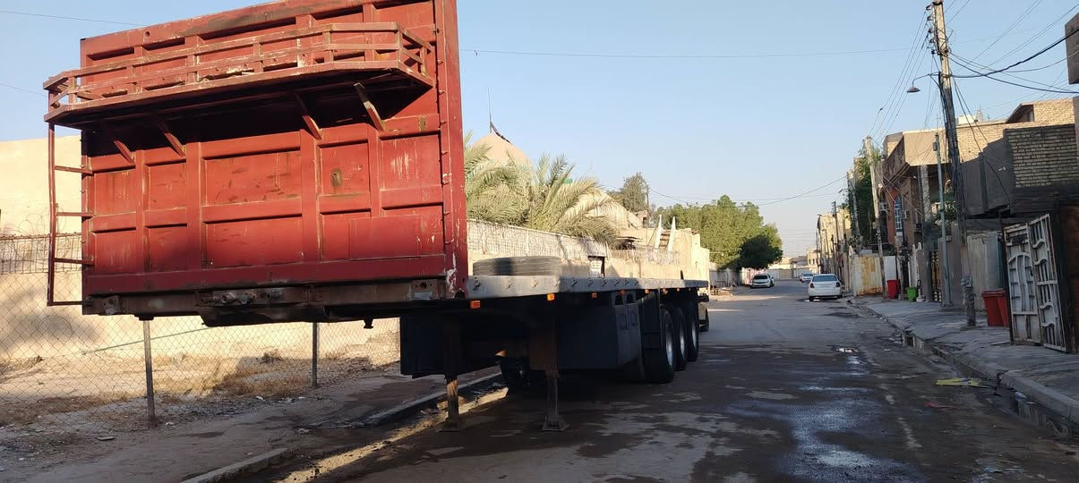 السلام عليكم للبيع طول 12 ونص وزن.وره  راس التك 15 طن دناكير 14 مربع كهربائيات تانكي مي مطبخ ثلاجه
جاهزه للعمل السعر 60 وبيها مجال بسيط جدا حك الجيه للأستفسار ***********
