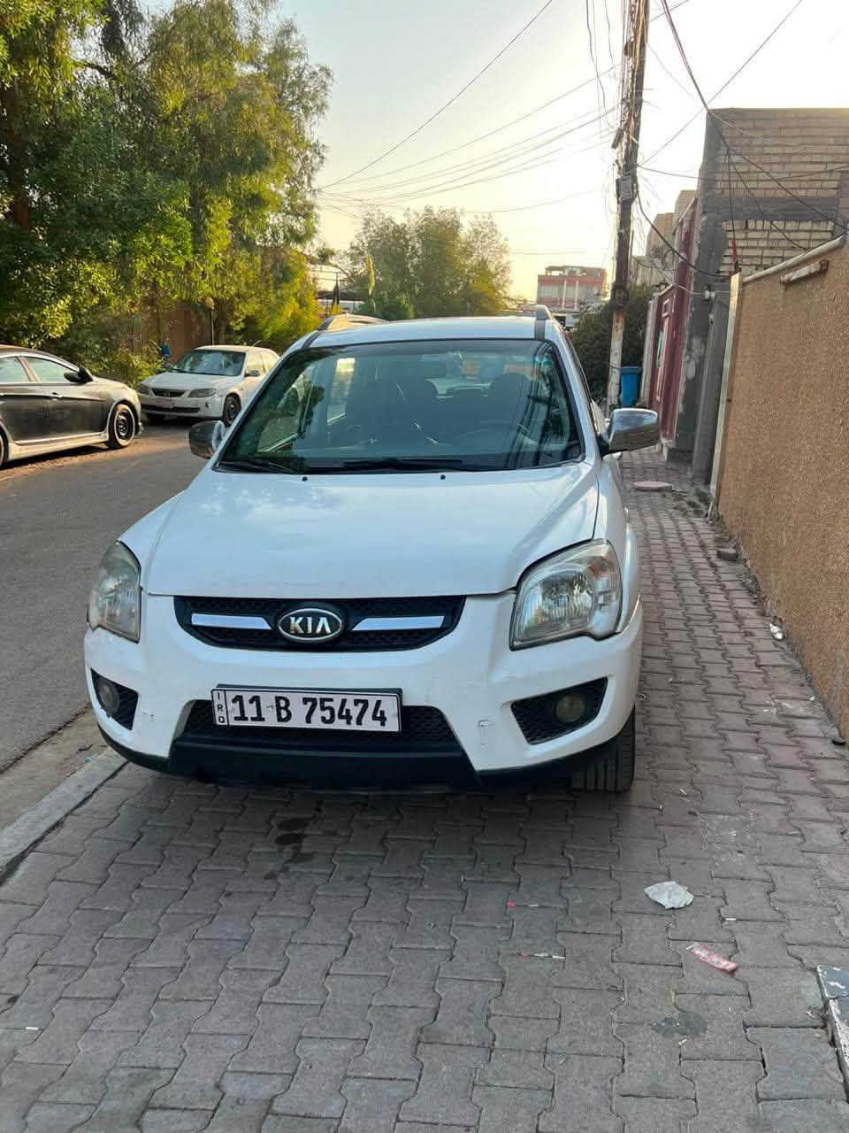 سلام عليكم سبورتج للبيع موديل ٢٠٠٩ مكان بغداد الحسينية هاتف *********** خليجي ١١٨
