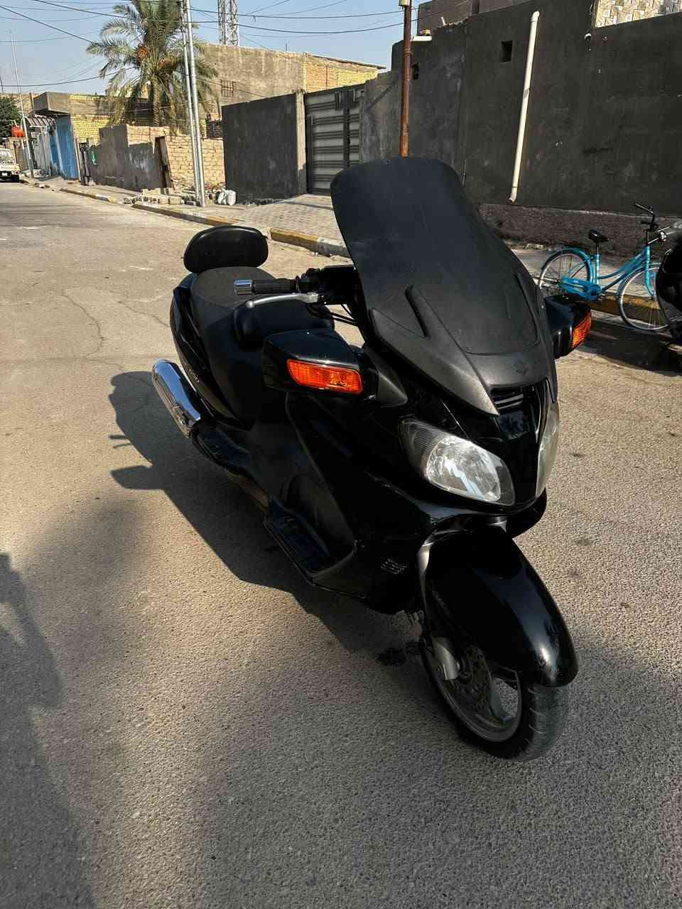 سكاي ويف ٦٥٠LX • ٢٠٠٩ • ترايك