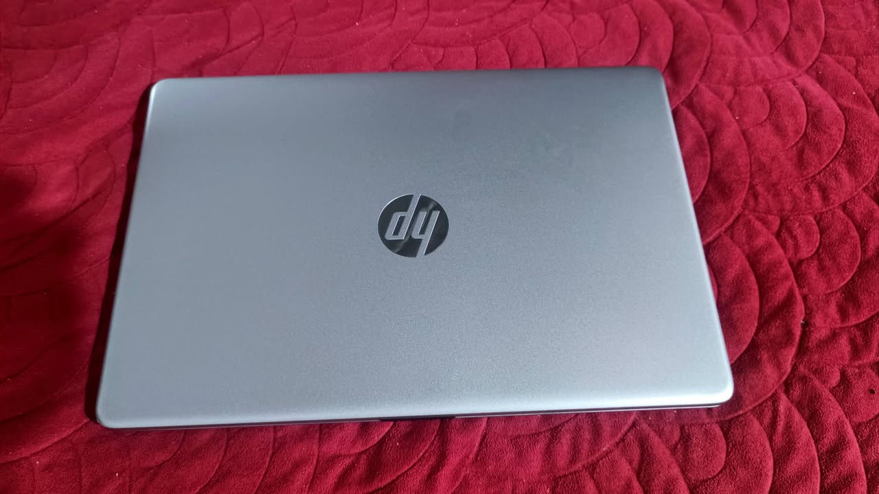 🔥 لابتوب للبيع بسعر 370
💻 HP

⚙️ Core i5  الجيل 11 سلم 

🧠 RAM 8GB DDR4 — قابلة للتطوير

⚡ SSD 500GB  — قابل للتطوير

                      🖥️ شاشة 15.6" FHD

🪟 Windows 11 Pro

⌨️ كيبورد عربي/إنكليزي ليزري

📲  الأستفسار ***********
