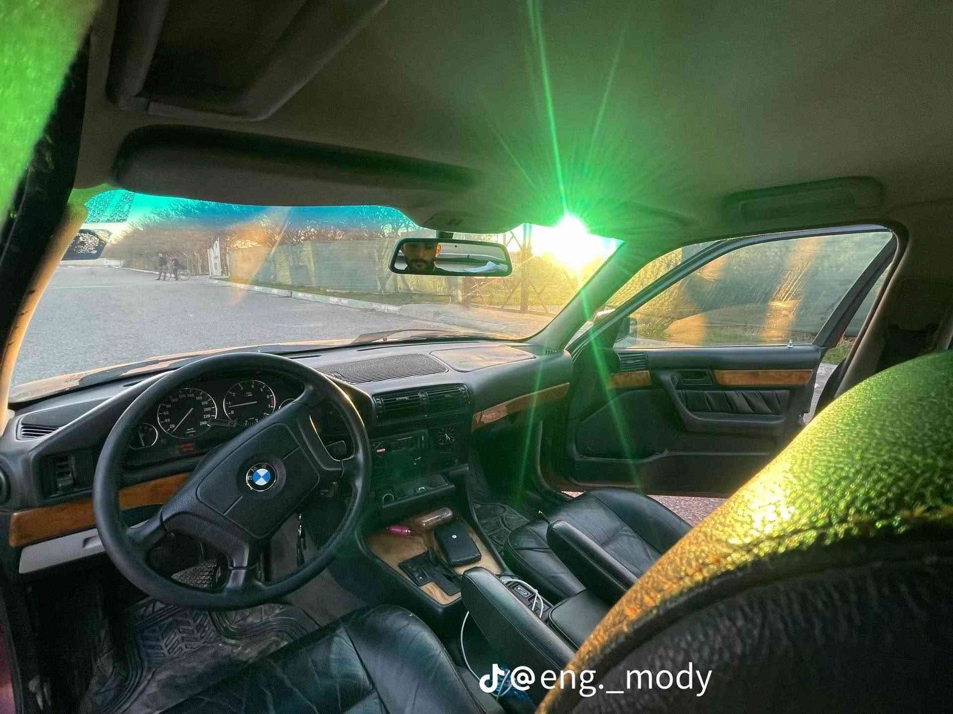 BMW  525 محرك بلادي 
موديل 93  سنويه لحد 2029 محرك كبس دفتر بانزين موجود اهم شي . سياره فول نضافه وترتيب كاعده كير ومحرك شرط كهربائيات كامله الضرر جامرلخ امامي من جهة السكن مواصل شاصي الضرر شي بسيط سعرهة 59 وبيهة مجال رقم الماني مشروع وطني جديد سياره تبريد شغال ثلج الشراي يتصل *********** كركوك, العراق

نص مكتوب في الصور:
- @eng._mody