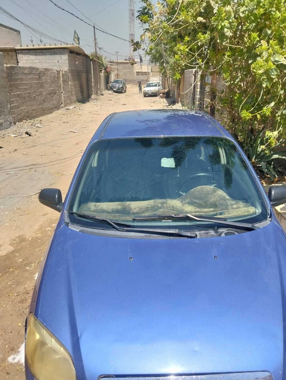 السلام عليكم سيارة أڤيو موديل 2009للبيع خليجي مسكر گير عادي  سيارة جاهزة  منظومة كاملة مال تبريد شادلها جديدة وليس مستخدمة فقط نقص غاز محركها 1600 رايدها 43 وبيها مجال للطيبين للاستفسار *********** يتوفر واتس
