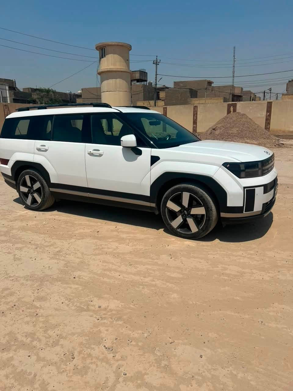 سنتافي خليجي 2024
بيها طخه بالباب الخلفي موضح بالصوره بعدها ممعمره 

ماشية 22 قابل للزيادة 

رقم اربيل بأسمي 

قمارة حديد 

كشن السايق كهرباء 

تشغيل عن بعد 

٣ قطع تبريد

حساس امامي خلفي 

رادارات 

كاميرا خلفية 

جنطة كهرباء 

شحن وايرلس

السعر 220 ورقة و بيها مجال بسيط

***********  بغداد مدينة الصدر قطاع 1 قريب ع حمام المدينة
