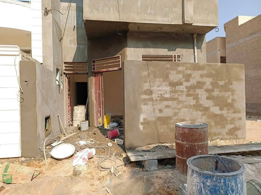 يالله لباخ شغل هندسي درجه اولى شرط فحص هندسي تقطيع طلس تصفير جص بورك الط خارج داخل كرسته وعمال متر كباله بسعار مناسبه جدا***********
***********

