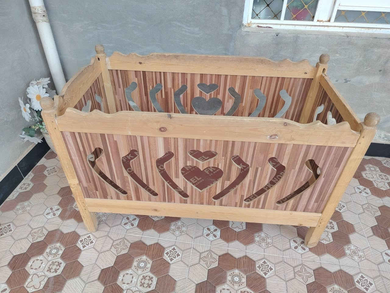 كنتور 4ابواب 250 كنتور 2باب المنيوم 200 مولد استرة بلادي 100 جرباية طفل 35 احطاطة  ***********
