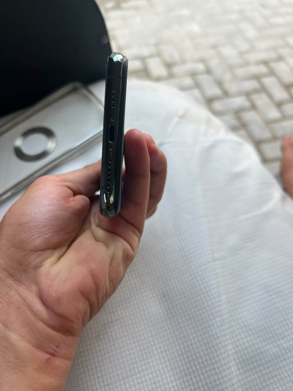 ايفون دعش برو ماكس بدل شاشة حلووو سعرر275 بي مجال الشراي رقم هاتف تواصل *********** مكان بغداد مدينت صدر
