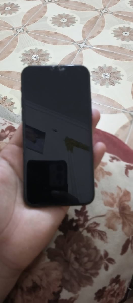 ايفون 11 برو • بطارية 100% • بيع/مراوس
