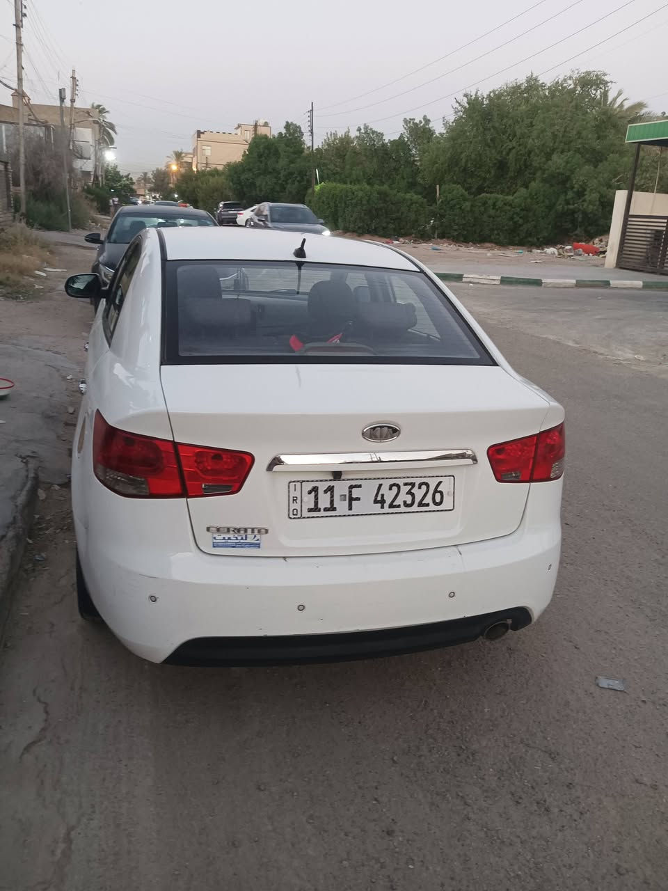 سراتو خليجي ٢٠١٣ فول عدا لسلايد كير محرك تبريد صدر كهرباء مابيها نقص بيها باب مبدل بلاد وباب صبغ بدون داخل ونص جاملغ 
مكان بغداد العامرية
***********
95 ورقه وبيها مجال
