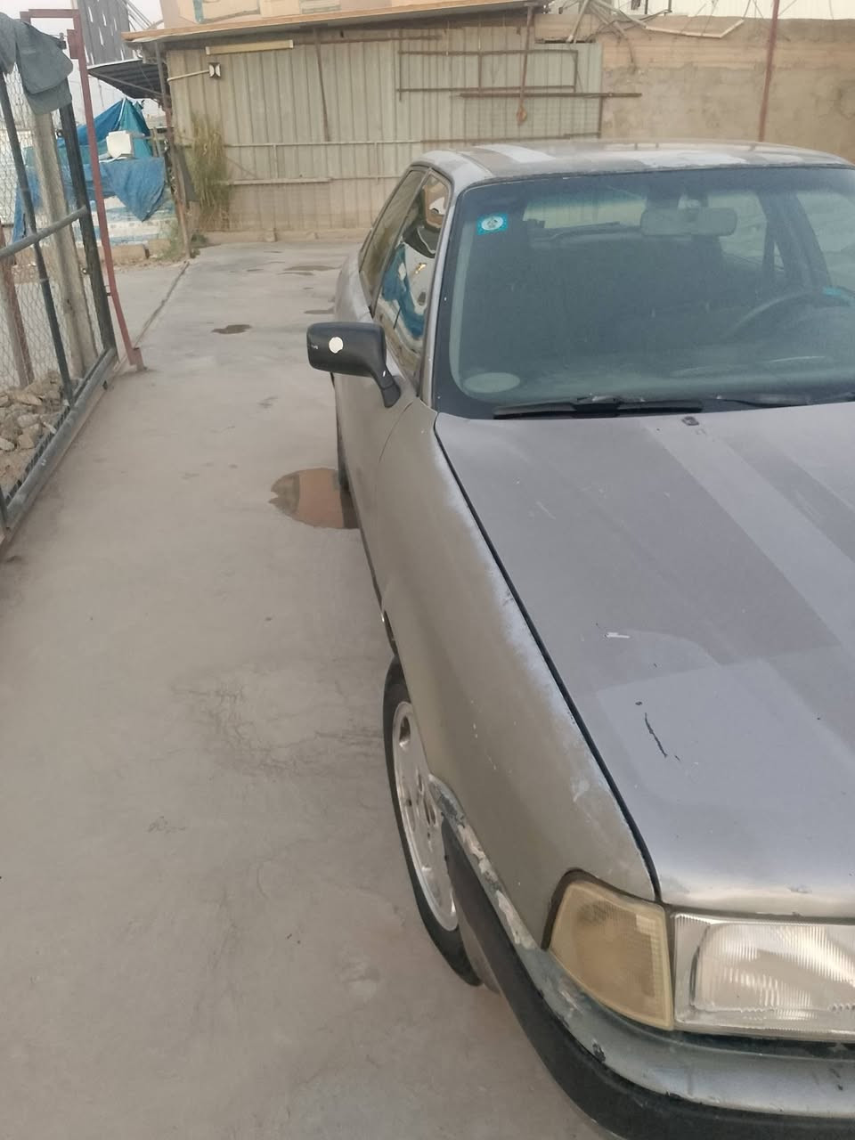 سلام عليكم اودي 80
موديل 1992 محرك 1800 كابريتر بيهه لاستيك ولف 

حداديه جديدة كير جديد رقم ديالى بسمي سنويه 31
 مكاني بغداد الراشديه اي ستفسار ***********
