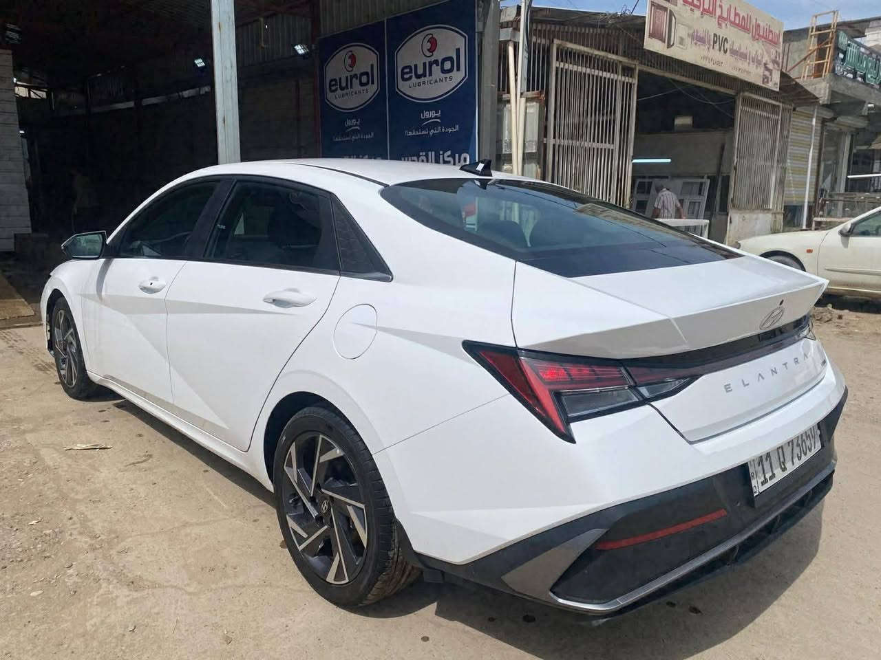 السلام عليكم.... النترا 2025 هايبرد وارد كوري مو صيني السيارة فول مواصفات واحد ع واحد مكينه 1600 تيربو مكفوله عدا البارد براس الجاملغات والبنيد كير مكينه الغود شواصي تكم حوض كفاله رقم بغداد بسمي شرط التحويل السيارة على وضع الشركه 
بصمه تشغيل 
تشغيل عن بعد
تبريد بيانو
تبريد ثلج 
فتحه سقف
اشاير بالمري 
بصمه ابواب
اشاير ترحيب 
لايت زنون السيارة هواي مواصفات بيها مكاني بغداد السعر ب153$ وبيها مجال بسيط للأستفسار ***********
***********
