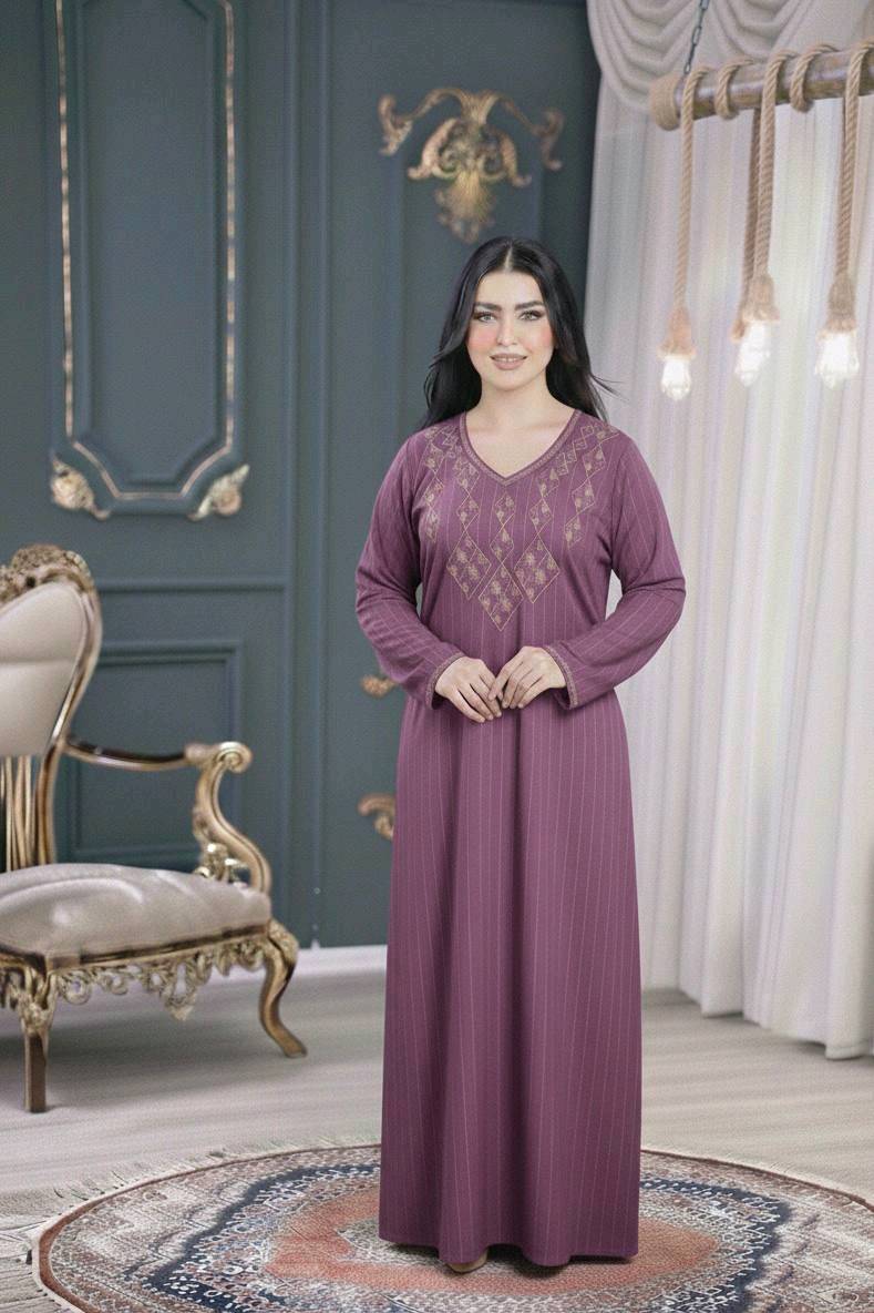 *تخفيضات كلبيه نسائي صيفي*
*خامه كشمير تركي (مسيم )تطريز صدر*  *تفاصيل القماش مسيم ذهبي* 

*قياس  L  Xl  XXL*
*السعر_ 15
للحجز ***********