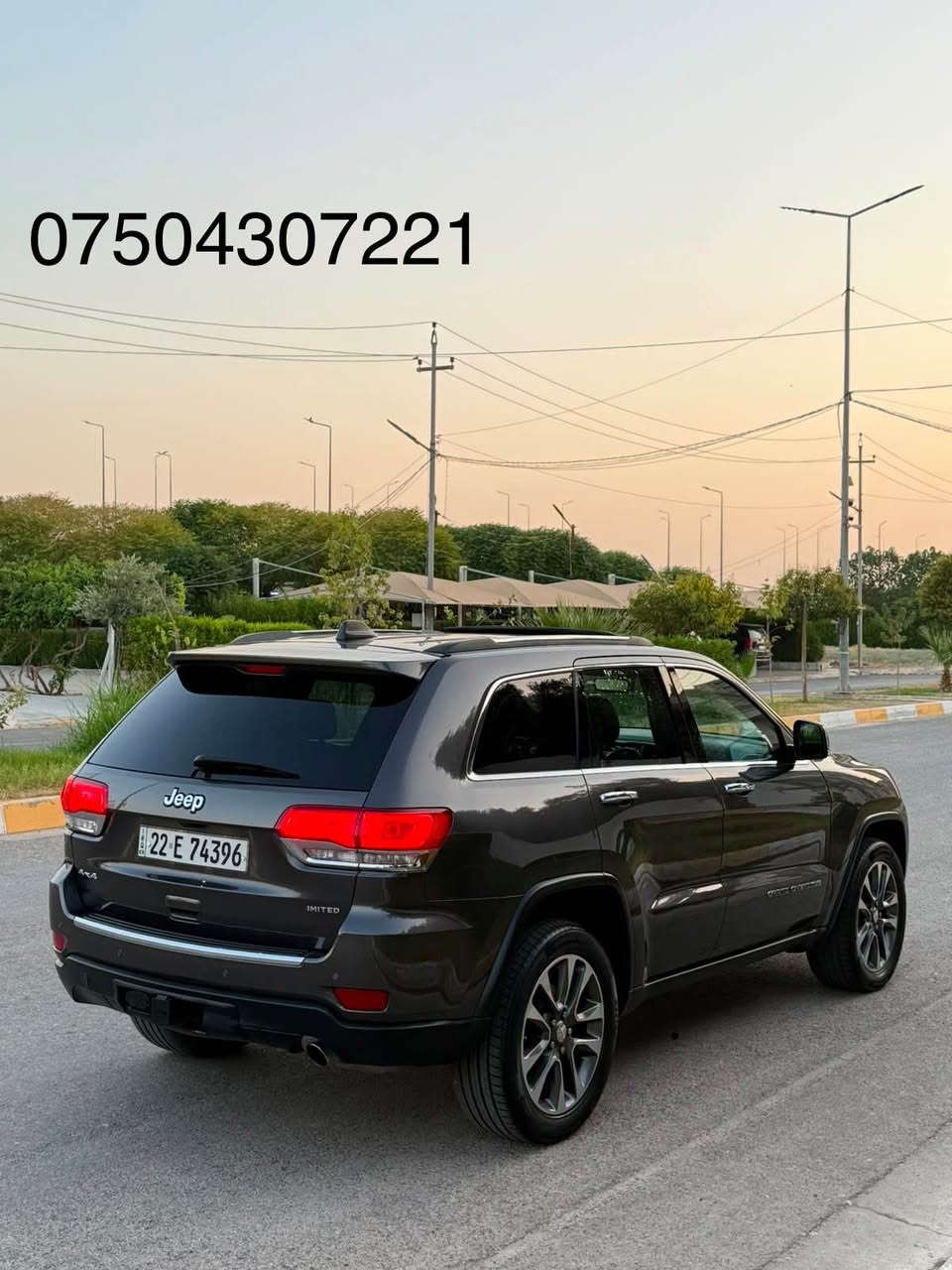 Jeep Laredo 
مۆدێل :: 2018
سعر :: 205 وەرەقە و مەجال
ماوەی رۆیشتن :: 96000 mil
مواصفات Limited ئەمریکی 
پانۆراما ... دەبڵ ئەکسل ... کوشین کارەبای ... کوشین جلد ... کوشین خەزن ... كوشين سار د گەرم ... سوکان هیتەر ... پێش و پشت حەساس و کامیرە ... شاشە گەورە ... سندوق شەفت 
سەیارەکە گێر و مەکینە و کارەبای بە شەرت بێ کرانەوە 
سەیارەکە کلین تایتلە دەعامیش بە شەرت 
بێ سبوغ بێ تەعدیل 
رەقەم و سەنەوی نوێیە 
‏ *********** korak :: whatsapp أربيل, العراق

نص مكتوب في الصور:
- ***********