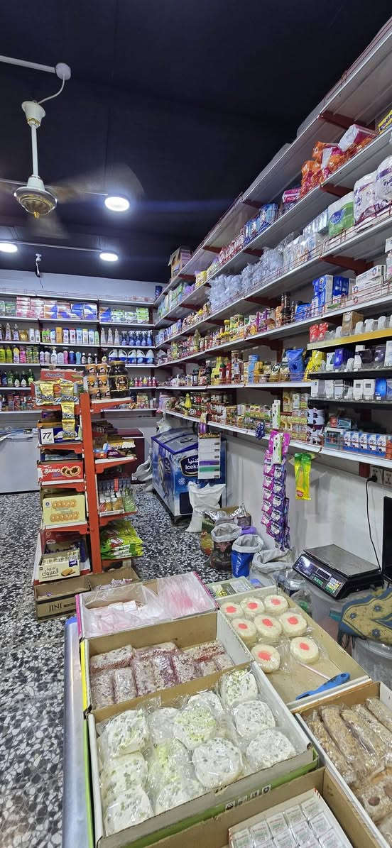 تجهيزات أسواق • ٥ عارضات ثلاجة • ٢ مجمدات