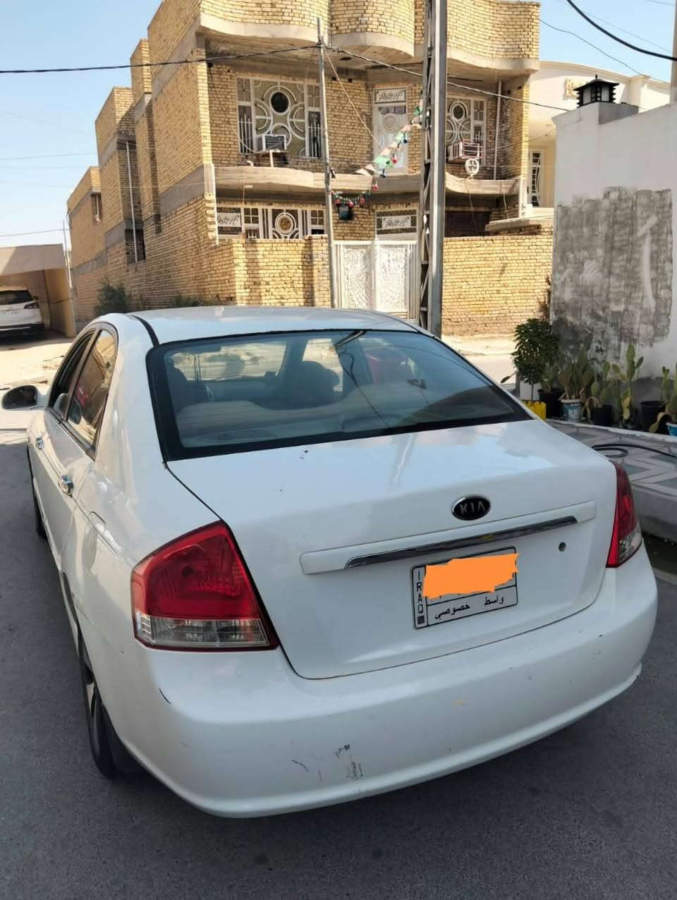 السلام عليكم سيراتو موديل ٢٠٠٧ رقم واسط باسمي بيه تبديل جاملغ خلفي صفحه الصدر وطخات بصفاح وتبريد نقص غاز فقط مكاني بواسط السعر ٦٤ للاستفسار ***********
