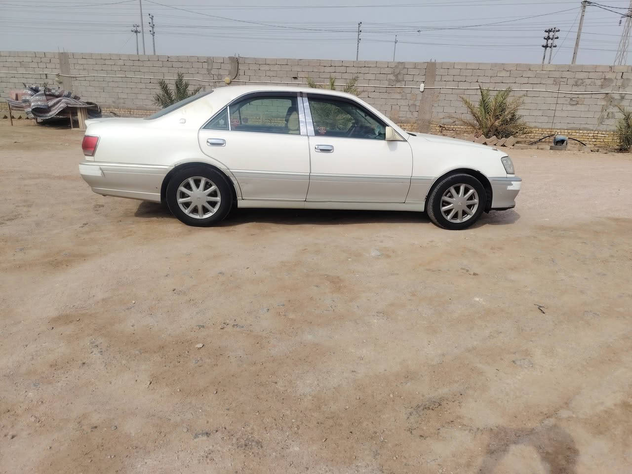 سلام عليكم ملكه موديل 2001 اربع دكم ديفور الجبير كير مكينه جديد حاويه حداديه جديده تبريد تدفئه كله شغال تحوير نجف دشبول إماراتي تخم تاير كامله مكمله كفالة بسمي مداور ثاني يوم السعر(.     135   ) اتصل وتدلل ***********
