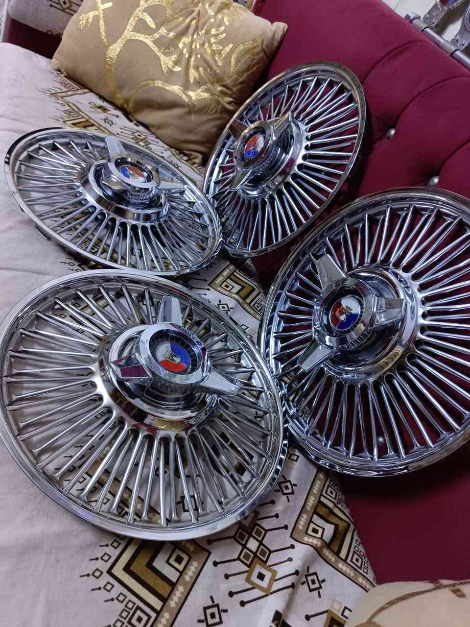 السلام عليكم ⚜️ جمعه مباركه 
للبيع كبات كلكسي 👍 اصلي حجم ..... 14 ✅

لا سيم .. ولا ..عواج.. ولا .. مفقوح.. ✅

.. نضاف 95 / 100 👇❤️ فحص 📦

مكاني بغداد البلديات شارع 30 ✈️ 

*********** ... ☎️ ... اكو .. خاص
