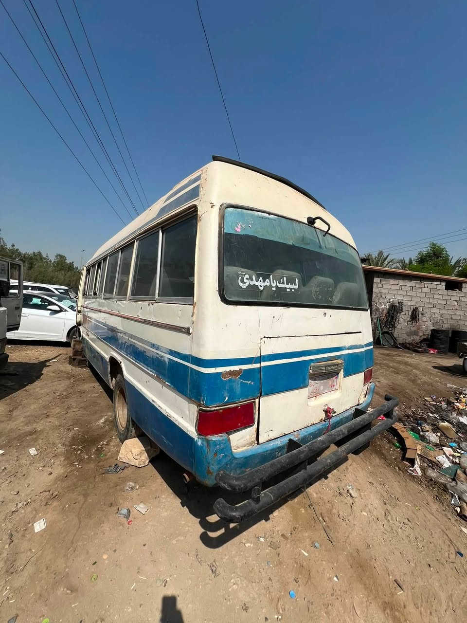 السلام عليكم كوستر للبيع فقط مكينه كاز كرنفال بلاديه كايمه والباقي كلشي شغال راعيها موجود واسويلك وكاله مكاني بابل السعر 3مليون وبيها مجال للاستفسار خاص او***********
